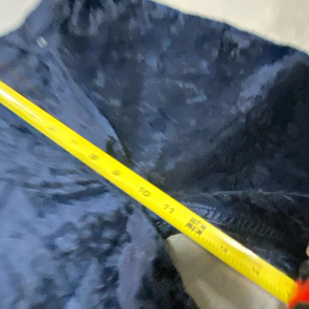 CITIZENS OF HUMANITY isola cropped boot velvet pant in navy velvet 29 - Picture 8 of 11